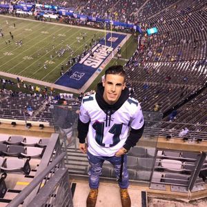 Meet your Posher, Charles